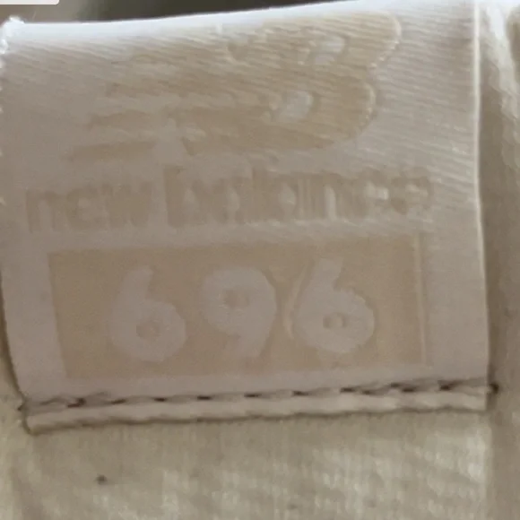 NEW BALANCE SNEAKERS - Picture 11 of 11